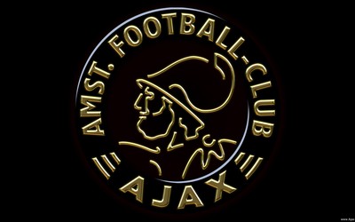 亚美电竞精华-乌兹别克斯坦队客场球迷遭袭击